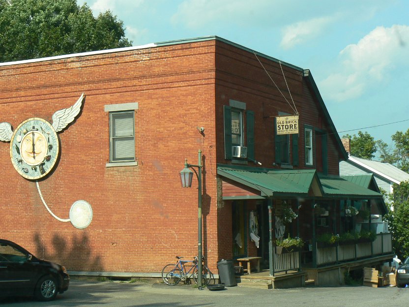 031-store in Charlotte VT.jpg